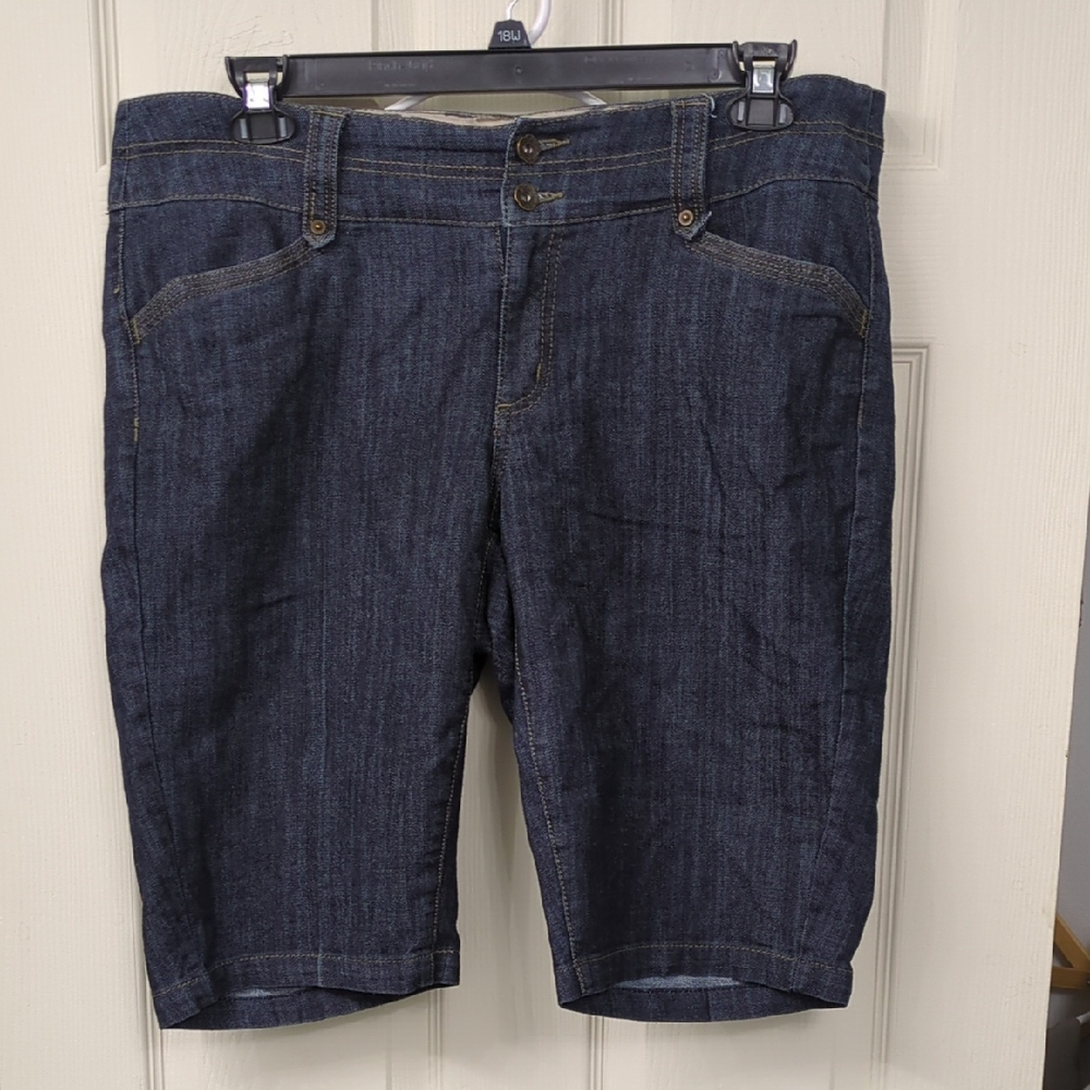 one 5 one Women's Indigo Jean Shorts